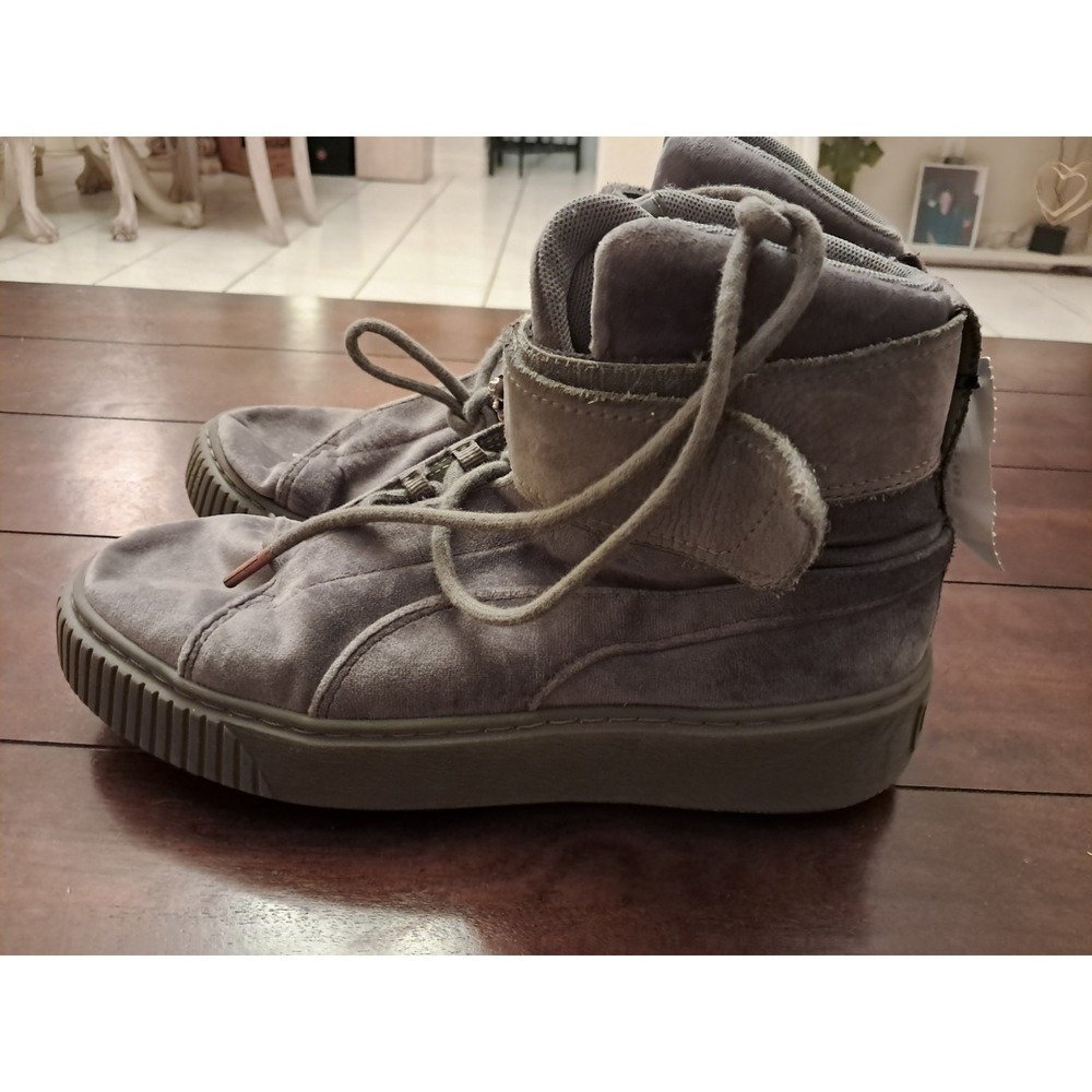 Size 7.5 - PUMA Platform Velour Quiet Shade W - Picture 2 of 7